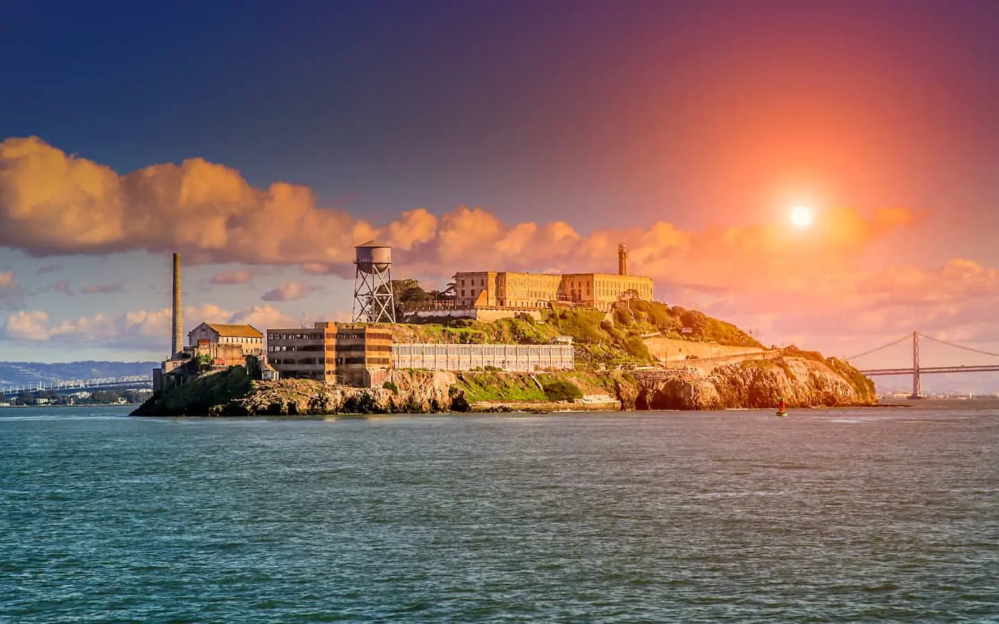 Alcatraz Origem e História da Prisão Ícone