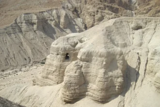 Cavernas de Qumrán Onde ficam e por que são misteriosas