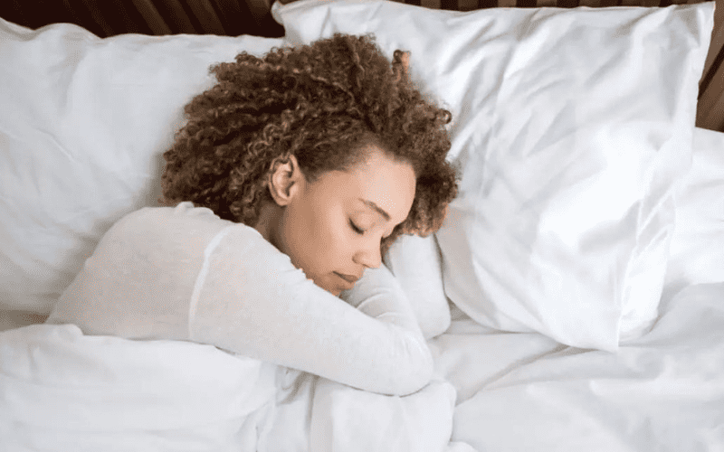 5 Misteriosos fenomenos que podem acontecer durante o sono