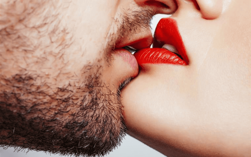 8 Segredos sobre o beijo que voce deveria conhecer