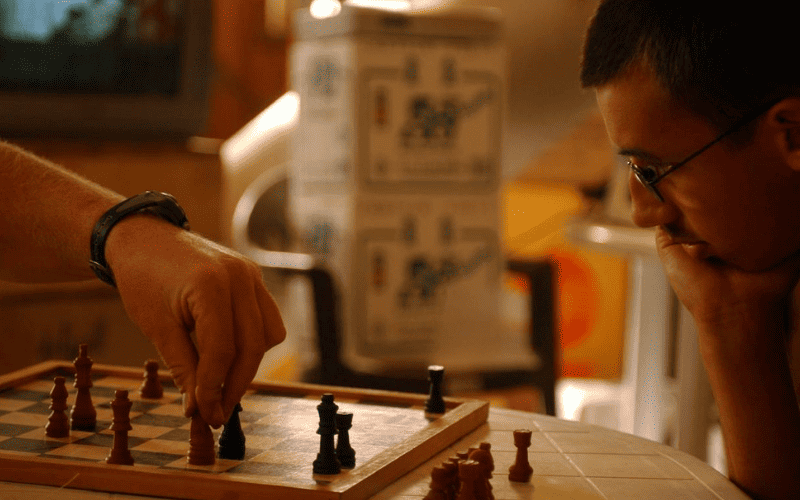 Quem joga muito xadrez pode ficar mais inteligente