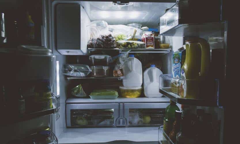 Por que algumas geladeiras nao possuem luz no congelador