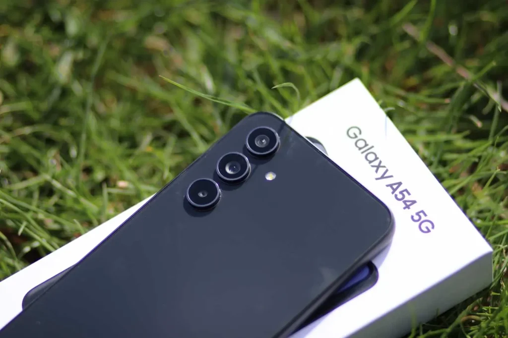 Encontre o Galaxy A54 5G por um excelente preço na Amazon.