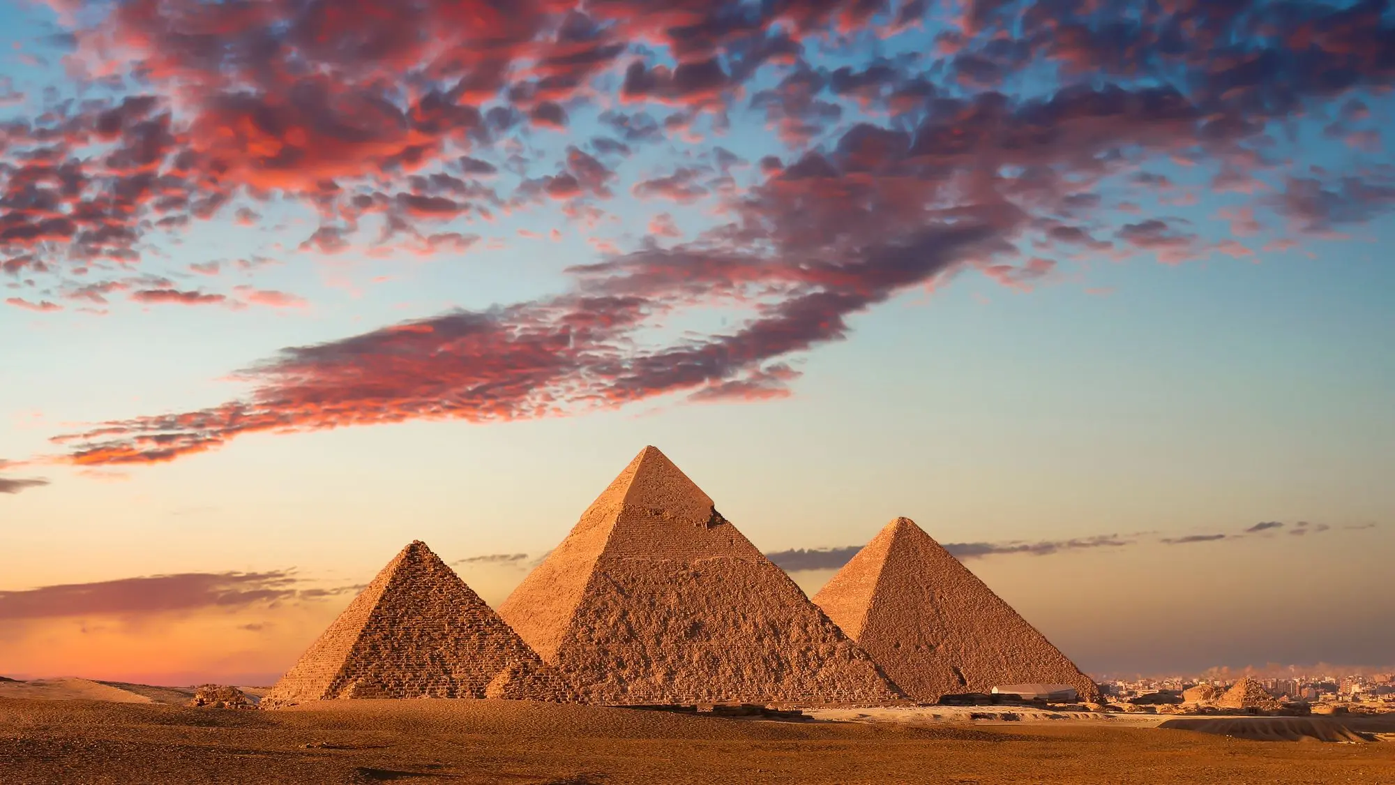 Pirâmides do Egito, o que são e como foram erguidas