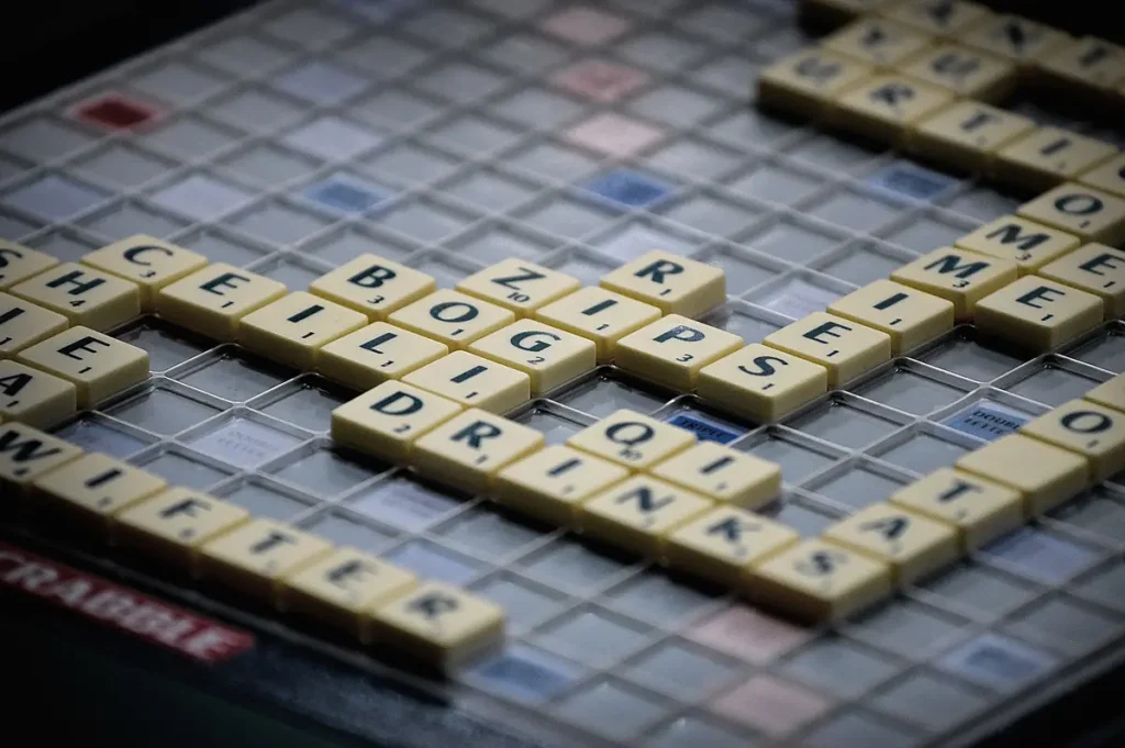 Scrabble Jogo de Palavras Cruzadas e seu Legado Global