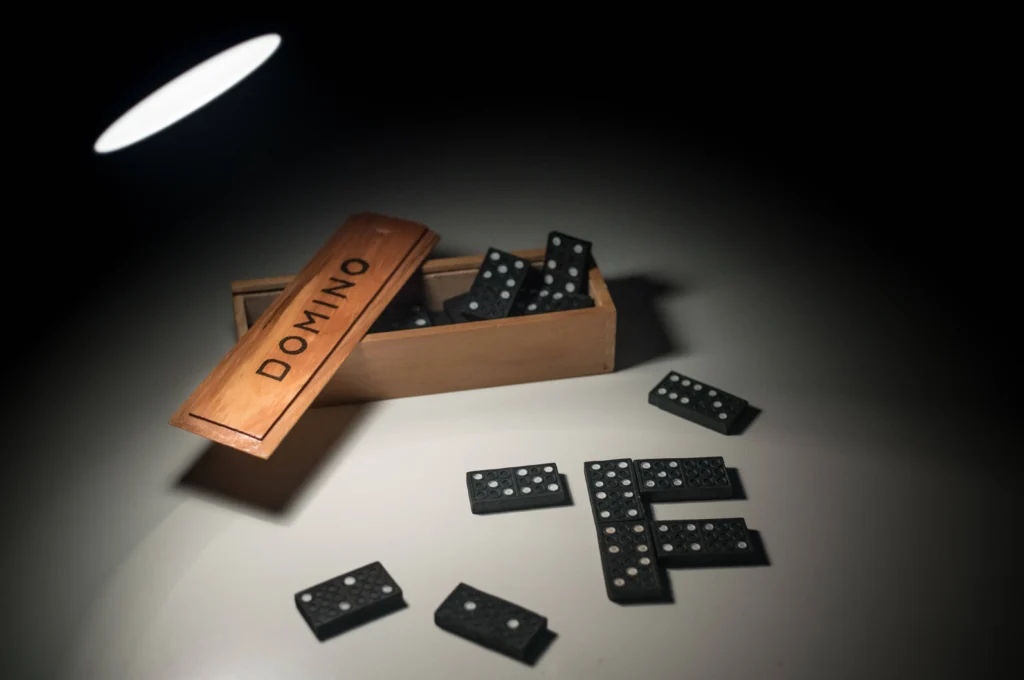 A origem do termo domino