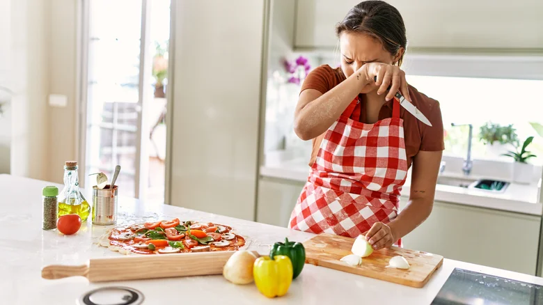 Descubra os Mitos e Verdades Saborosos sobre as Cebolas na Cozinha