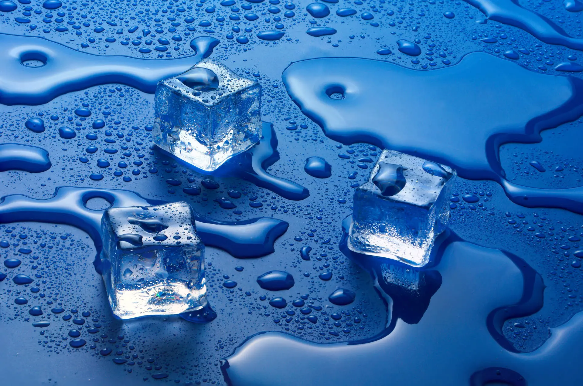 Quanto tempo leva para congelar cubos de gelo