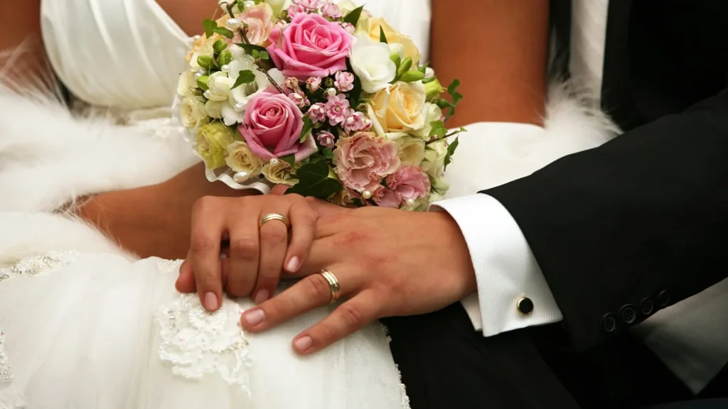 Significado do Vestido Branco Buque e Rituais de Casamento