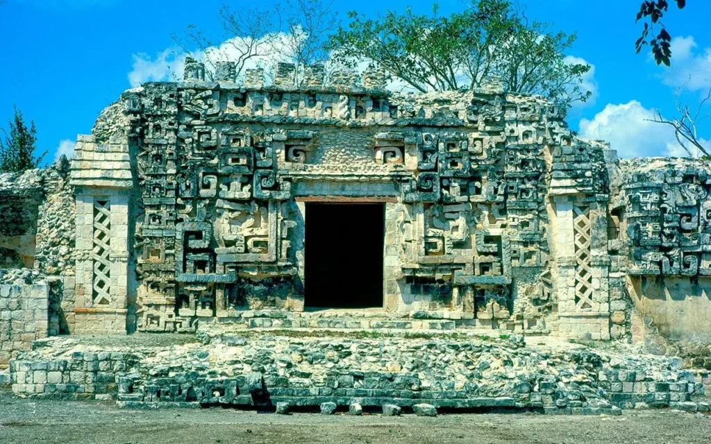 O que aconteceu com a civilizacao maia