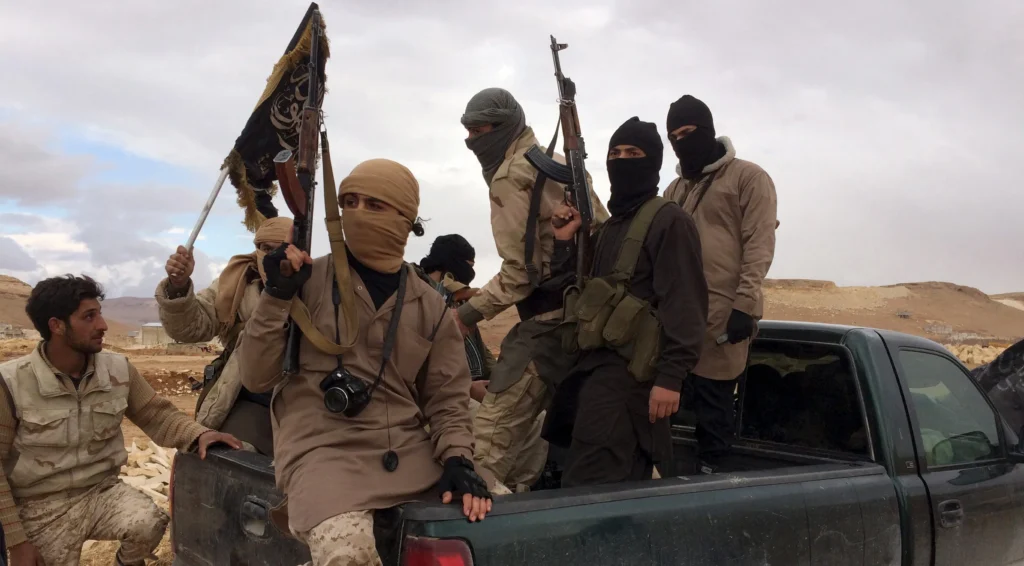 Taliba Estado Islamico e Al Qaeda
